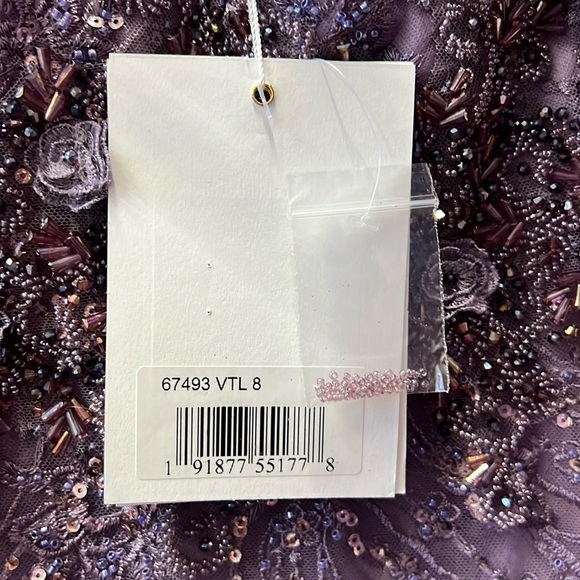 Mac Duggal 67493 NWT VINTAGE FLUTTER SLEEVE EVENING GOWN - Picture 9 of 9